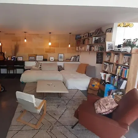 Holiday home Maison Au Calme Bordeaux *